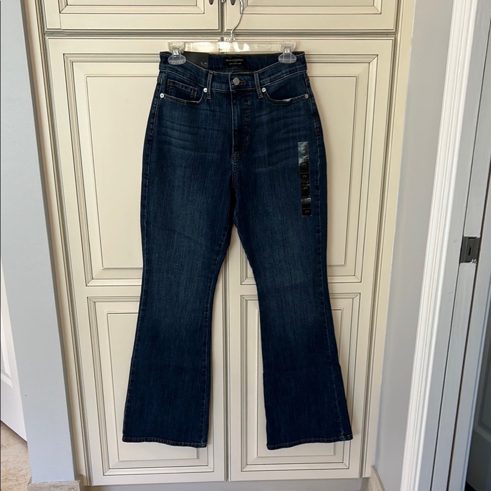 Banana Republic Dark Blue Curvy Slim Flare Jeans Sz 4 NWT